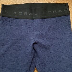 KORAL navy‎ textured high waist knockout cropped leggings
